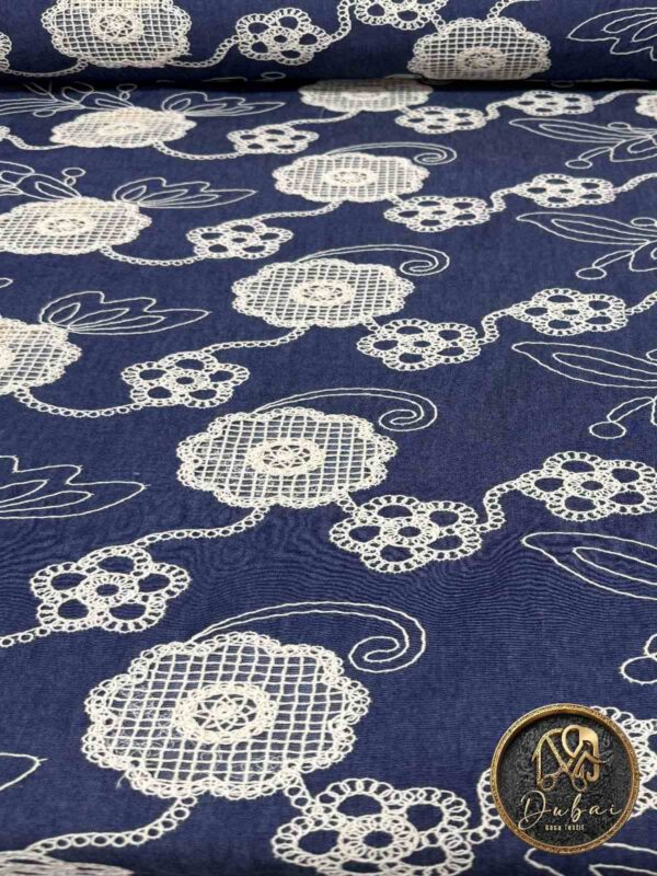 Chambray Bordado Estampado Código 1006
